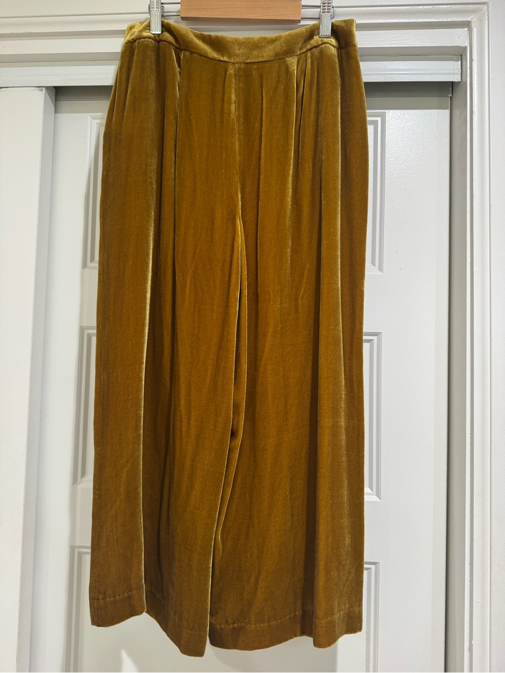 BODEN Lyndhurst Velvet Wide Leg Crop Pants-Trumpet - Picture 6 of 9